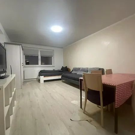 Handwerker - Gemuetlich Zuhause