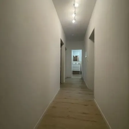 Unterkunft Inkl Waschmaschine Trockner Und Parkplaetze بادربورن